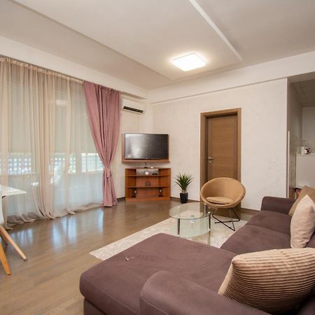 Maxim Compass Apartment พอดโกริกา ภายนอก รูปภาพ