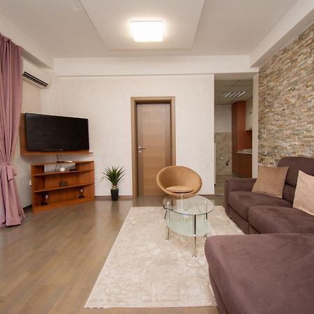 Maxim Compass Apartment พอดโกริกา ภายนอก รูปภาพ